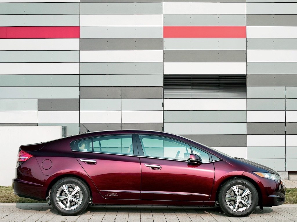 Honda FCX clarity